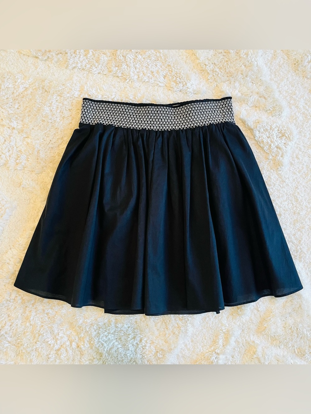EXPRESS Black Skirt with Contrast Smocked Waistband Size S